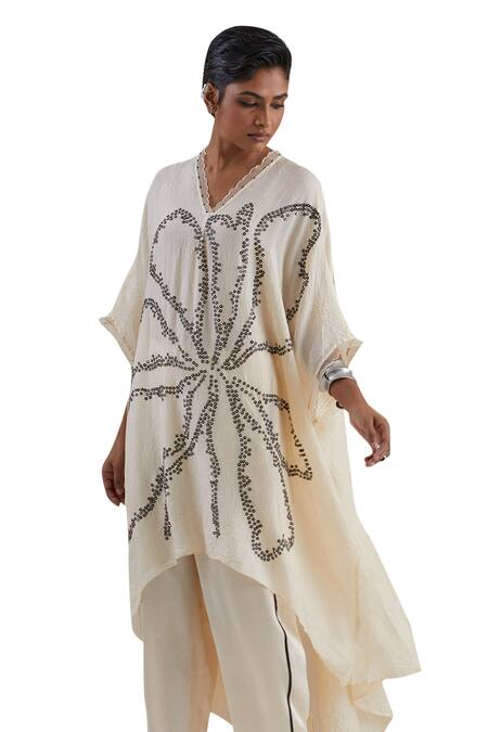 Buy_One Not Two_Off White Kaftan Crushed Silk Hand Embroidered Flower V-neck And Pant Set 