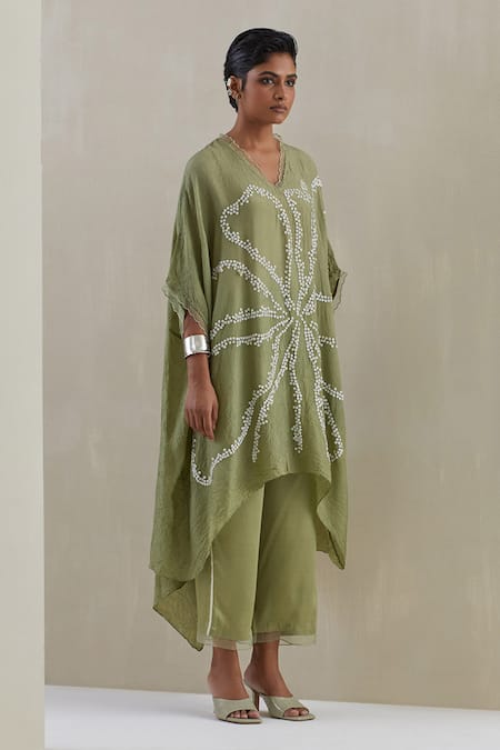 Buy_One Not Two_Green Kaftan Crushed Silk Hand Embroidered Flower V-neck And Pant Set _Online_at_Aza_Fashions