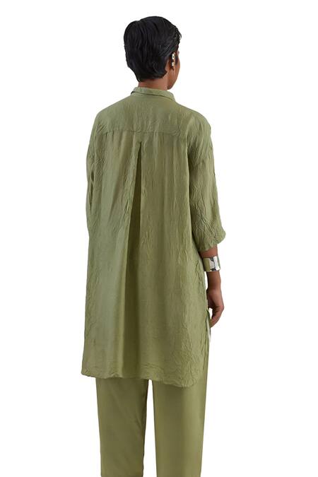 One Not Two_Green Shirt Kurta Crushed Silk Hand Embroidered Flower Collared Set _Online_at_Aza_Fashions