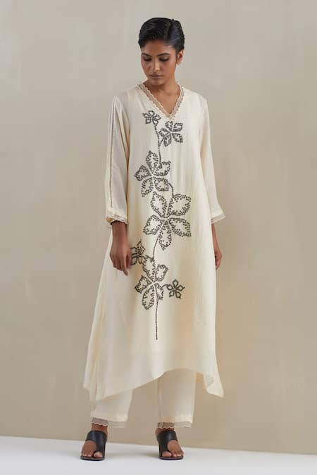 One Not Two Floral Hand Embroidered Kurta Pant Set 