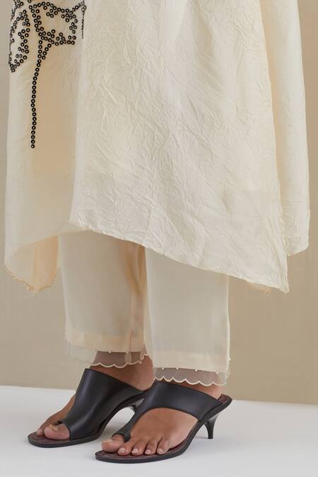 Shop One Not Two Off White Kurta Crushed Silk Hand Embroidered Floral V-neck Pant Set Online at Aza Fashions Shop_One Not Two_Off White Kurta Crushed Silk Hand Embroidered Floral V-neck Pant Set _Online_at_Aza_Fashions