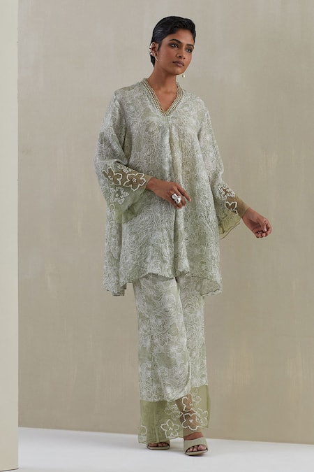 One Not Two Green Kurta Crushed Silk Hand Embroidered Floral Printed With Bell Bottom Pant 