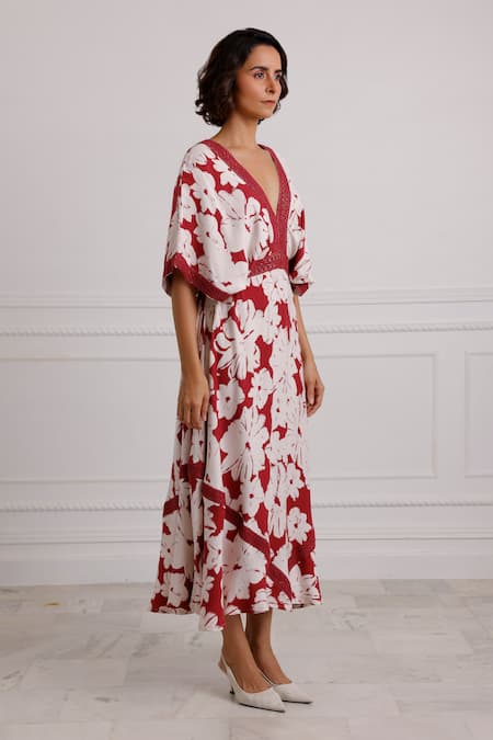 Pallavi Kandoi_Maroon Viscose V-neck Floral Print Kaftan _Online_at_Aza_Fashions