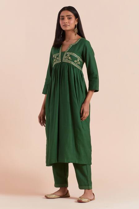 Buy Priya Chaudhary Green Chanderi Embroidery Round Neck Floral A-line Kurta Set Online at Aza Fashions Buy_Priya Chaudhary_Green Chanderi Embroidery Round Neck Floral A-line Kurta Set _Online_at_Aza_Fashions