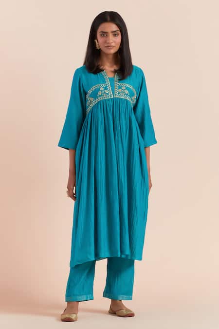 Priya Chaudhary_Blue Chanderi Embroidery Round Neck Anarkali Set With Dupatta And Pant _Online_at_Aza_Fashions