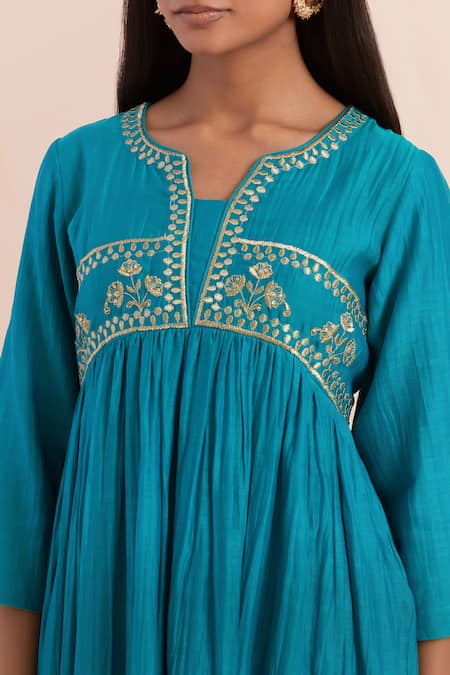 Priya Chaudhary_Blue Chanderi Embroidery Round Neck Anarkali Set With Dupatta And Pant _at_Aza_Fashions
