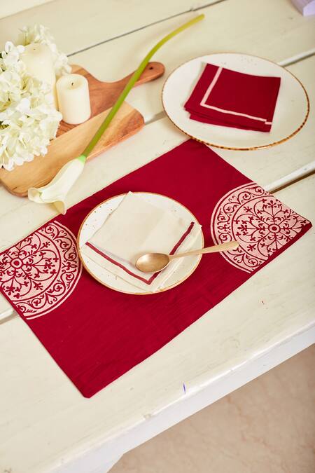 Buy Inheritance India Maroon 100% Cotton Block Print Rangoli 4 Pcs Table Mats Online at Aza Fashions Buy_Inheritance India_Maroon 100% Cotton Block Print Rangoli 4 Pcs Table Mats_Online_at_Aza_Fashions