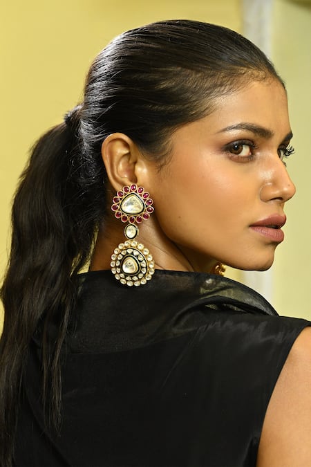 Zaza By Somya_Pink Pearls, Crystals Radiant Floral Kundan Studded Earrings _Online_at_Aza_Fashions