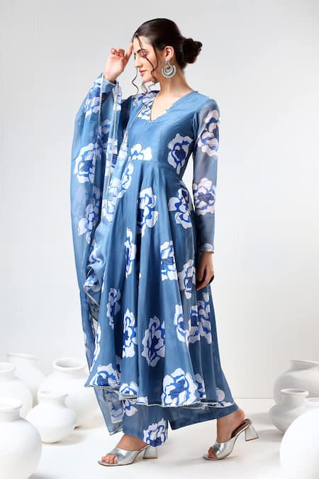 Shop_Pomcha Jaipur_Blue Organza, Cotton Gota Patti V-neck Floral Lace Anarkali Set _Online_at_Aza_Fashions