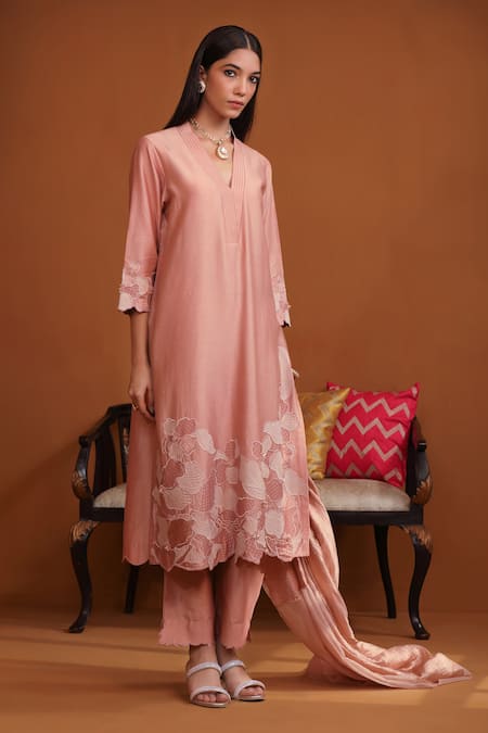 Omana By Ranjana Bothra Pink Cotton Satin, Silk, Crepe Applique V-neck Floral Kurta Trouser Set at Aza Fashions Omana By Ranjana Bothra_Pink Cotton Satin, Silk, Crepe Applique V-neck Floral Kurta Trouser Set _at_Aza_Fashions