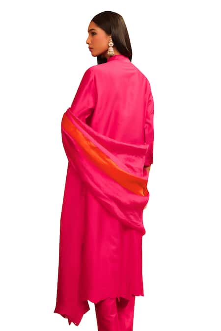 Buy Omana By Ranjana Bothra Pink Cotton Satin, Silk Applique V-neck Floral Kurta Trouser Set Buy_Omana By Ranjana Bothra_Pink Cotton Satin, Silk Applique V-neck Floral Kurta Trouser Set