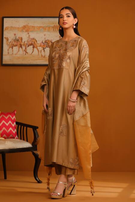 Omana By Ranjana Bothra_Brown Cotton Satin, Crepe, Silk, Organza Embroidery, Floral Kurta Trouser Set_at_Aza_Fashions