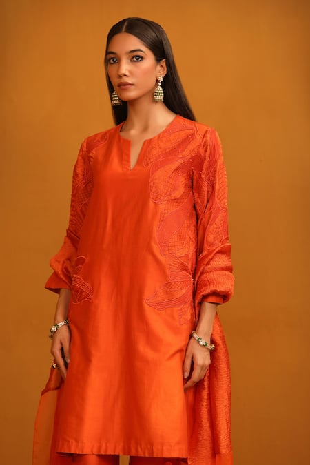 Omana By Ranjana Bothra Orange Cotton Satin, Crepe Embroidery Split Floral Applique Kurta Trouser Set Online at Aza Fashions Omana By Ranjana Bothra_Orange Cotton Satin, Crepe Embroidery Split Floral Applique Kurta Trouser Set _Online_at_Aza_Fashions