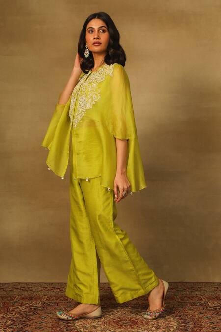 Buy_Neha Poddar_Green Silk, Organza Pearls, Mirrors Round Neck Embroidered Work Kurta Set 