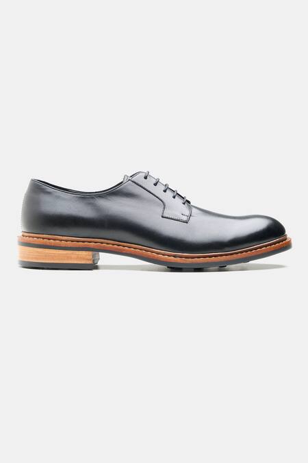 Kozasko Black Stitchline Thread Goodyear Welted Plain Toe Blucher Shoes Online at Aza Fashions Kozasko_Black Stitchline Thread Goodyear Welted Plain Toe Blucher Shoes _Online_at_Aza_Fashions