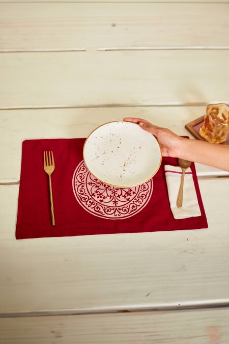 Inheritance India Maroon 100% Cotton Block Print Rangoli 4 Pcs Table Mats Online at Aza Fashions Inheritance India_Maroon 100% Cotton Block Print Rangoli 4 Pcs Table Mats_Online_at_Aza_Fashions