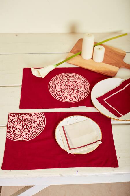 Buy Inheritance India Maroon 100% Cotton Block Print Rangoli 4 Pcs Table Mats Online at Aza Fashions Buy_Inheritance India_Maroon 100% Cotton Block Print Rangoli 4 Pcs Table Mats_Online_at_Aza_Fashions
