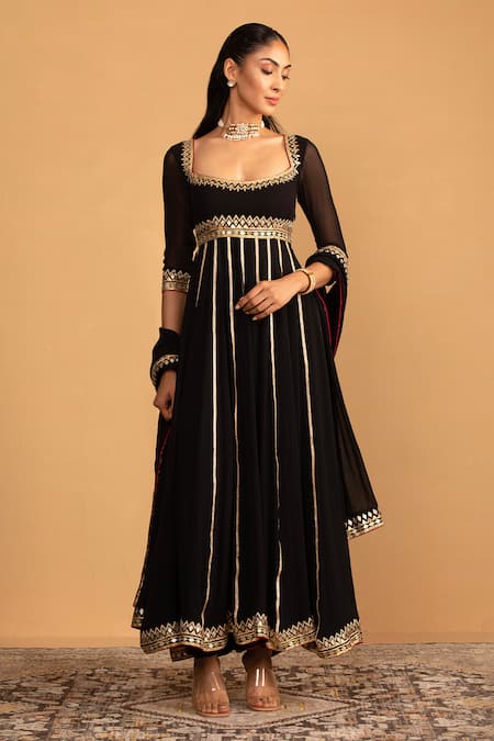 Esha Koul Black Georgette Embroidery Gota Square Anarkali And Churidaar Set 