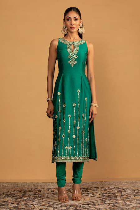 Esha Koul_Green Organza, Chanderi, Crepe Gota Patti Embroidered Kurta And Churidaar Set _Online_at_Aza_Fashions