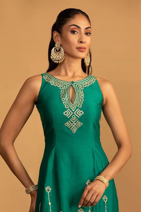 Shop_Esha Koul_Green Organza, Chanderi, Crepe Gota Patti Embroidered Kurta And Churidaar Set _Online_at_Aza_Fashions