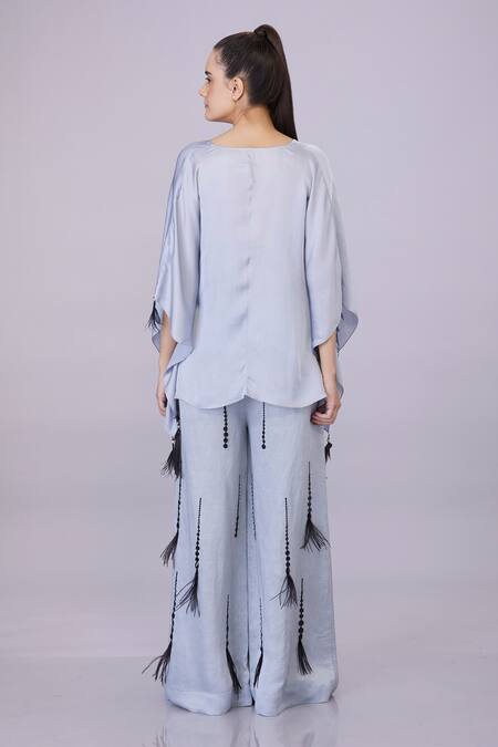 Shop Dilnaz Grey Blended Satin Plain V Neck Tassel Embellished Draped Solid Kaftan at Aza Fashions Shop_Dilnaz_Grey Blended Satin Plain V Neck Tassel Embellished Draped Solid Kaftan_at_Aza_Fashions