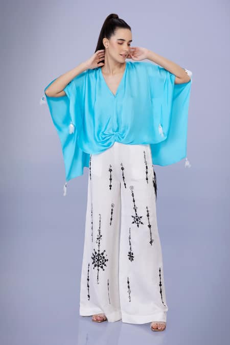 DILNAZ Tassel Bordered Kaftan 