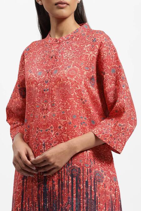 Shop Satya Paul Red Linen Embroidery Round Neck Madder Floral Print Kurta Online at Aza Fashions Shop_Satya Paul_Red Linen Embroidery Round Neck Madder Floral Print Kurta _Online_at_Aza_Fashions