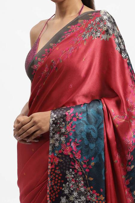 Satya Paul Red Silk Satin Stones Dahlia Dreams Printed Saree With Running Blouse Piece at Aza Fashions Satya Paul_Red Silk Satin Stones Dahlia Dreams Printed Saree With Running Blouse Piece _at_Aza_Fashions