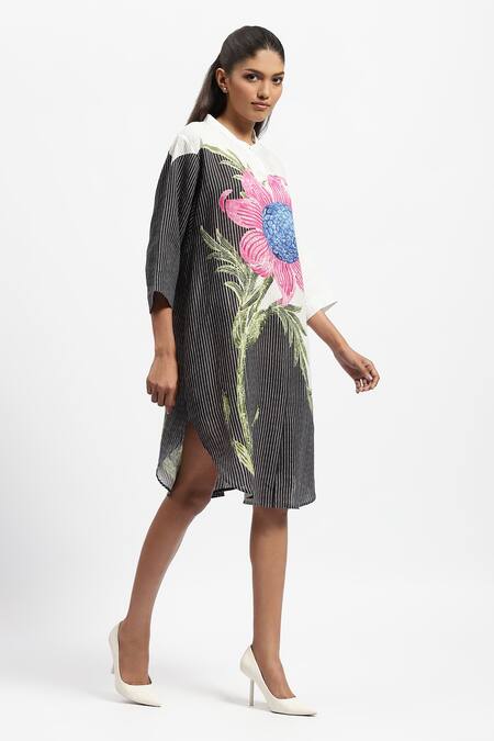 Buy_Satya Paul_White Linen Mandarin Collar Bigger Is Better Stripe Pattern Tunic _Online_at_Aza_Fashions