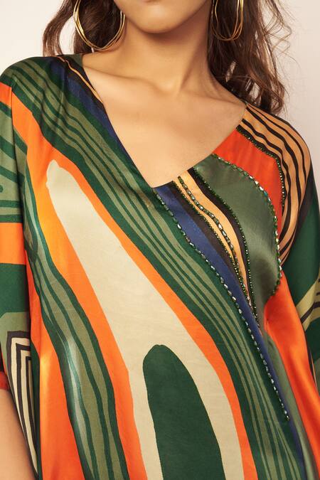 Babita Malkani_Green Satin V-neck Popple Wave Print Short Kaftan _Online_at_Aza_Fashions