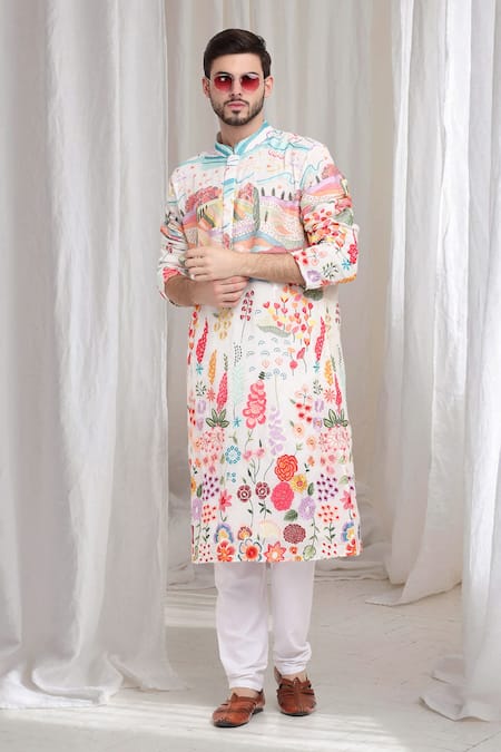Buy_Aham-Vayam_Cream Cotton Embroidery Van-upwan Kurta With Churidaar 