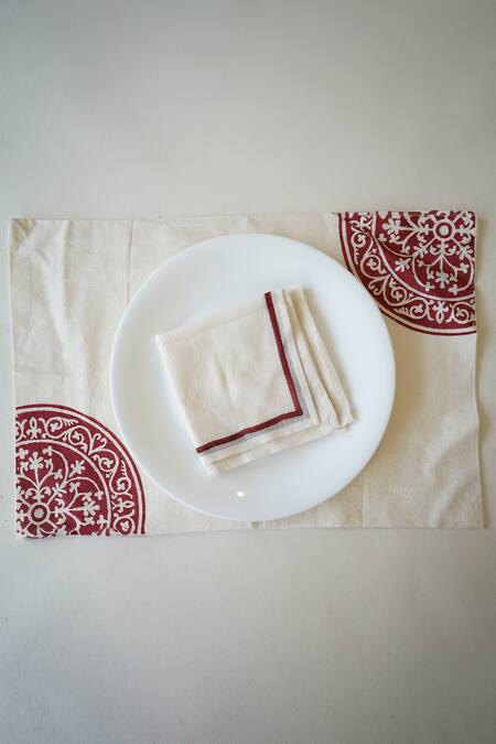 Inheritance India_White 100% Cotton Rangoli Print Table Mat And Napkin Set_Online_at_Aza_Fashions