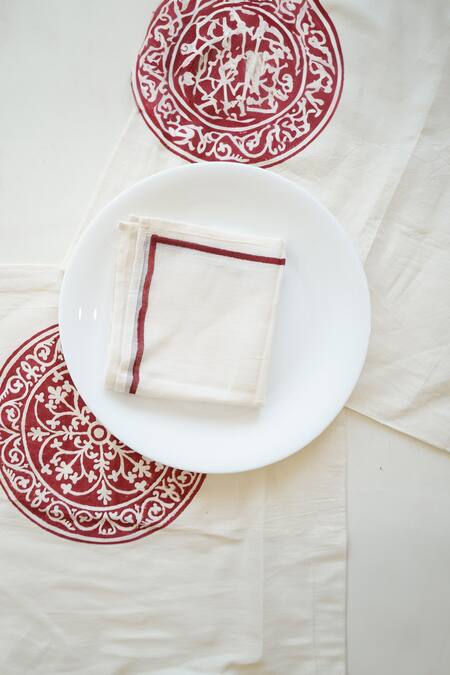 Buy_Inheritance India_White 100% Cotton Rangoli Print Table Mat And Napkin Set_Online_at_Aza_Fashions
