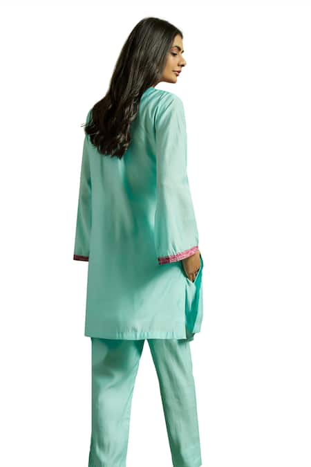 Wazir C Sky Blue Muslin, Cotton Embroidery Round Neck Gul Kashmiri Aari Kurta With Pant Online at Aza Fashions Wazir C_Sky Blue Muslin, Cotton Embroidery Round Neck Gul Kashmiri Aari Kurta With Pant _Online_at_Aza_Fashions