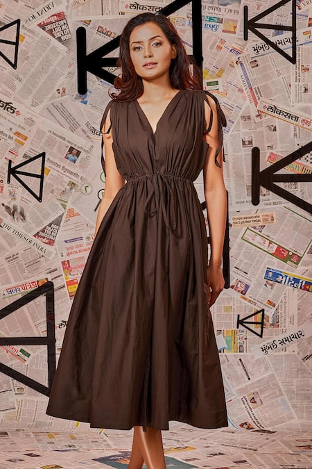 Buy Echke Brown Cotton V-neck Ruched Flared Midi Dress Online at Aza Fashions Buy_Echke_Brown Cotton V-neck Ruched Flared Midi Dress _Online_at_Aza_Fashions