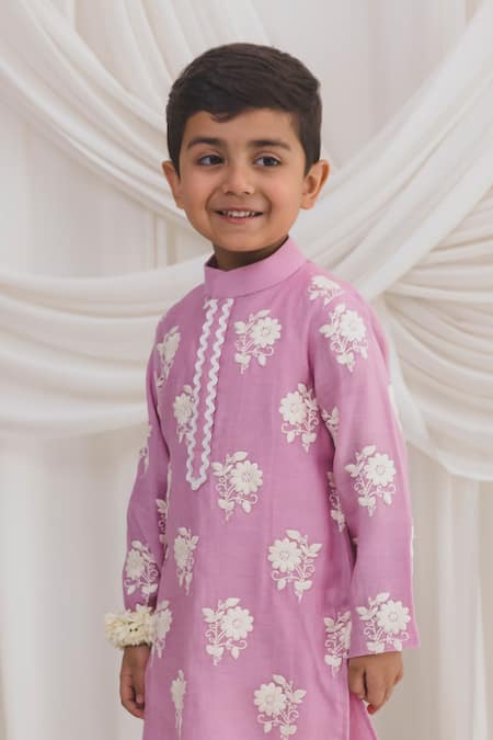 Buy_Chotibuti_Pink Chanderi Embroidery Floral Thread Kurta With Pyjama 