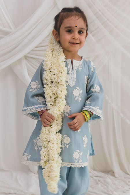 Buy_Chotibuti_Blue Chanderi Lace Floral Embroidered Kurta With Salwar 