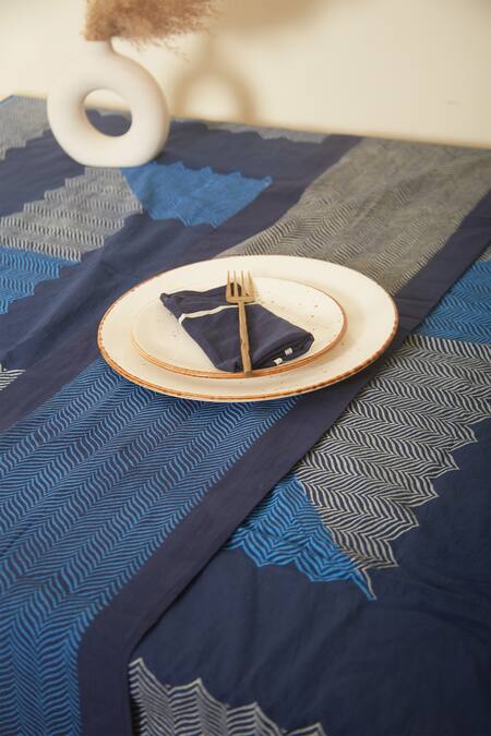 Buy Inheritance India Blue 100% Cotton Wave Shaded Print Table Cover Buy_Inheritance India_Blue 100% Cotton Wave Shaded Print Table Cover