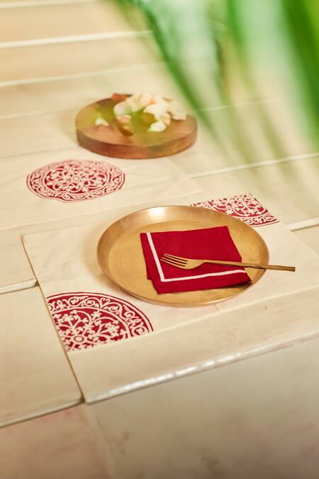 Shop Inheritance India White 100% Cotton Block Print 4 Pcs Table Mats Shop_Inheritance India_White 100% Cotton Block Print 4 Pcs Table Mats