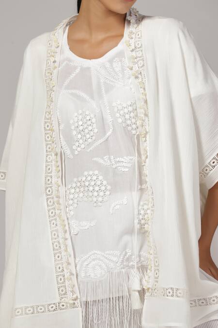 Buy Rina Dhaka White Cotton Embroidered Sequin Round Geometric Cutwork Top With Pant Online at Aza Fashions Buy_Rina Dhaka_White Cotton Embroidered Sequin Round Geometric Cutwork Top With Pant _Online_at_Aza_Fashions