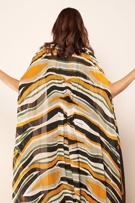 Babita Malkani_Black Abstract Print Cape _Online_at_Aza_Fashions