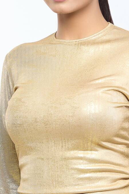 Buy_Tarun Tahiliani_Gold Jersey Brooches Round Neck Metallic T-shirt With Flared Trouser Co-ord Set _Online_at_Aza_Fashions