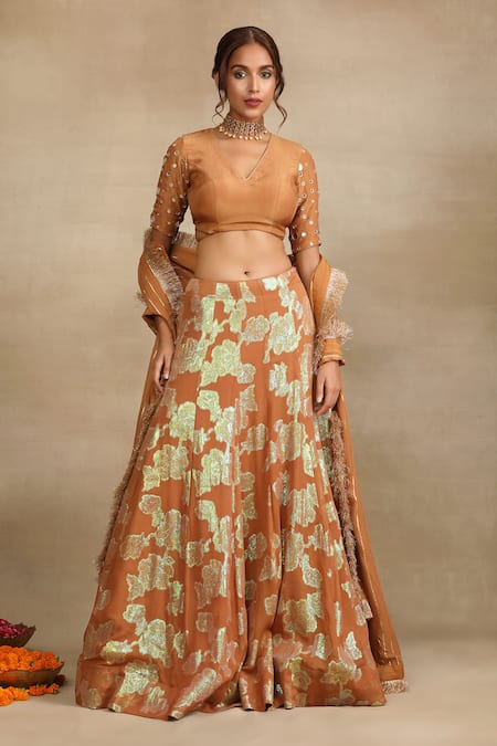 Trendy tokari Gulbahar Woven Lehenga Set 