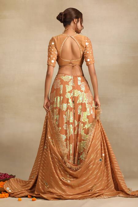 Buy_Trendy Tokari_Beige Georgette, , Satin Zari, Mirrors Gulbahar Woven Lehenga Set _Online_at_Aza_Fashions