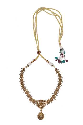 Buy_Auraa Trends_Gold Plated Diamonds, Stones Kundan Embellished Pendant Necklace Set