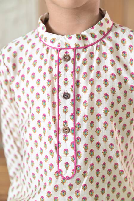 Buy_The Plum Bum_Ivory Muslin, Cotton Embroidery Floral Motif Kurta With Pant_Online_at_Aza_Fashions