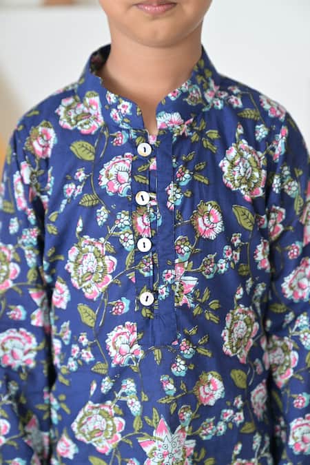 Buy_The Plum Bum_Blue Cotton Floral Print Straight Kurta And Pant Set _Online_at_Aza_Fashions