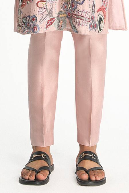 Aisha Rao Ivory Silk Sequins Harmony Ombre Embellished Kurta With Pant Online at Aza Fashions Aisha Rao_Ivory Silk Sequins Harmony Ombre Embellished Kurta With Pant _Online_at_Aza_Fashions