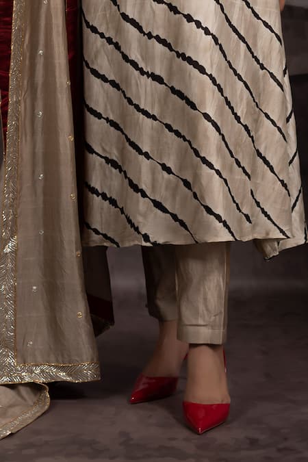 Bhusattva_Gold Cotton, Silk Beads, Metallic Thread Leheriya Tie Dye Pattern Kurta Pant Set _Online_at_Aza_Fashions