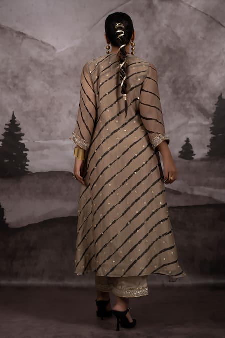 Bhusattva Leheriya Tie Dye Pattern Shrug Kurta Set 